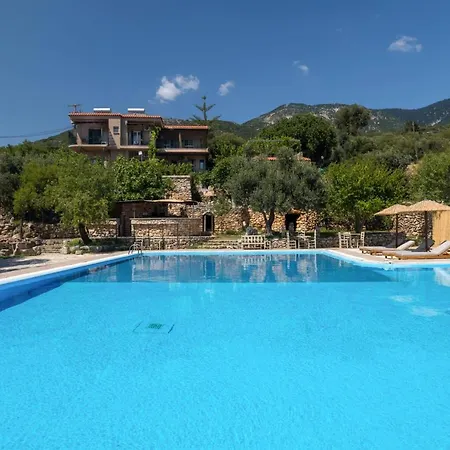 アパートホテル Hilltop At Kefalonia Angón