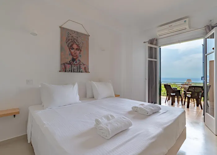 Hilltop At Kefalonia Aparthotel