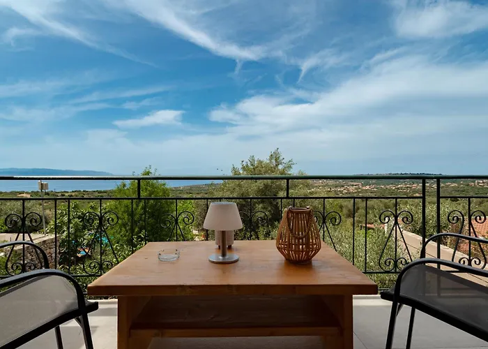 Hilltop At Kefalonia 公寓式酒店 Angon