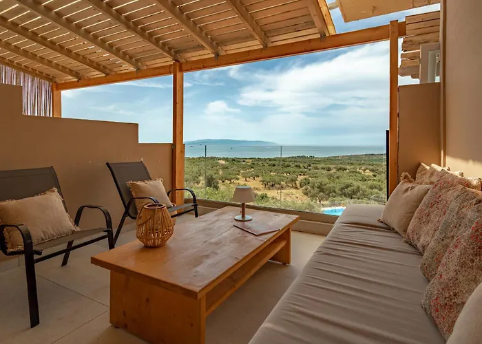 Hilltop At Kefalonia 公寓式酒店 Angon