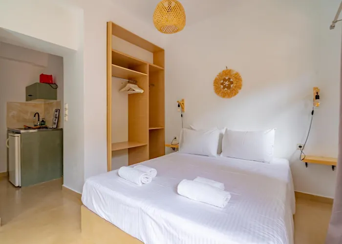 Hilltop At Kefalonia 公寓式酒店 Angon